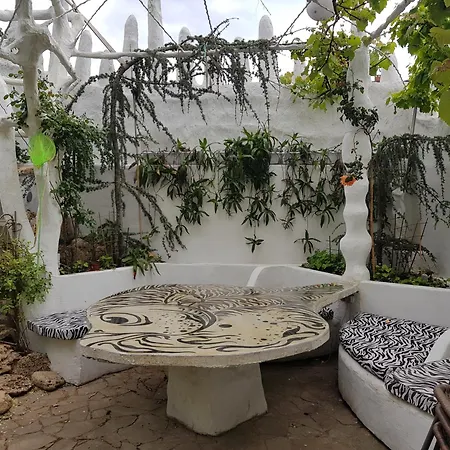 Gaudi Daire Odessa