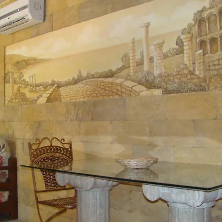 Gaudi